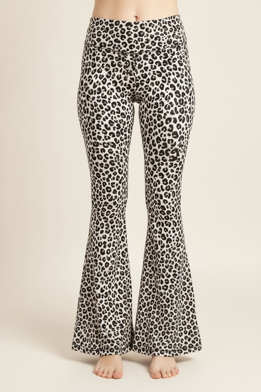 Schlagerhose French Terry Leopard